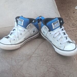 Converse White and Blue Low-Top Sneakers